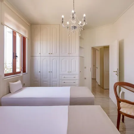 Villa Araucaria - Private Pool, Jacuzzi, Sea View Réthimno